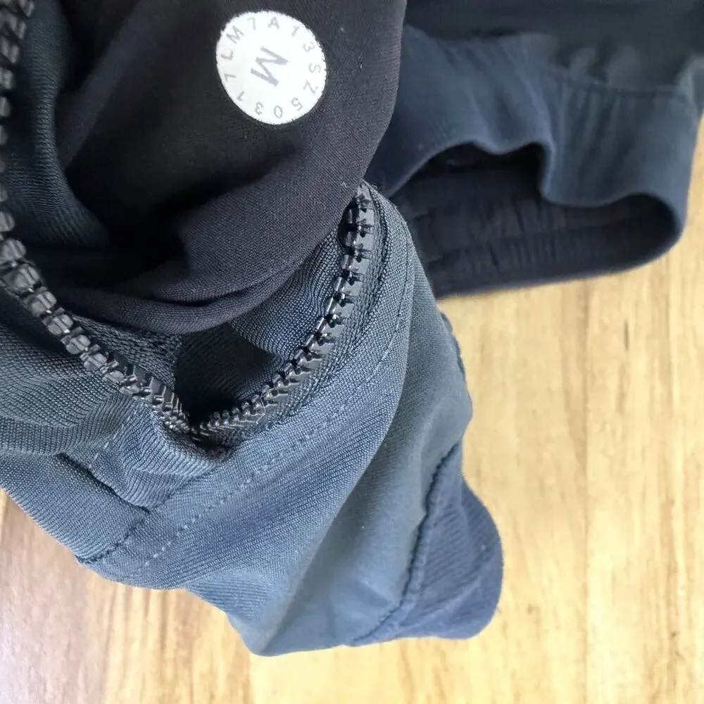 Lululemon Mens License To Train Shorts Gray Linerless 10in Workout Gym Medium